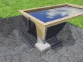 Protection d'une piscine en bois avec une membrane drainante. Le traitement bois piscine assure sa longévité.
